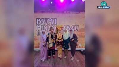 Tampil Memukau di Bumi Minangkabau Festival, Nagari Tanjung Sabet Juara I Parade Busana Adat